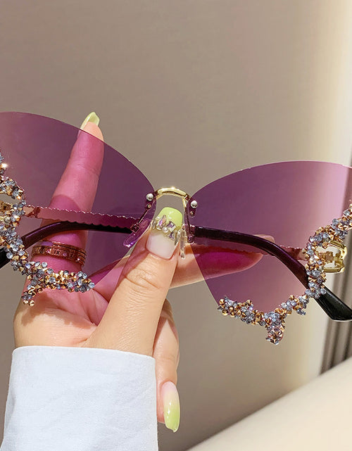 Load image into Gallery viewer, Fashionable And Personalized Exaggerated Sunglasses