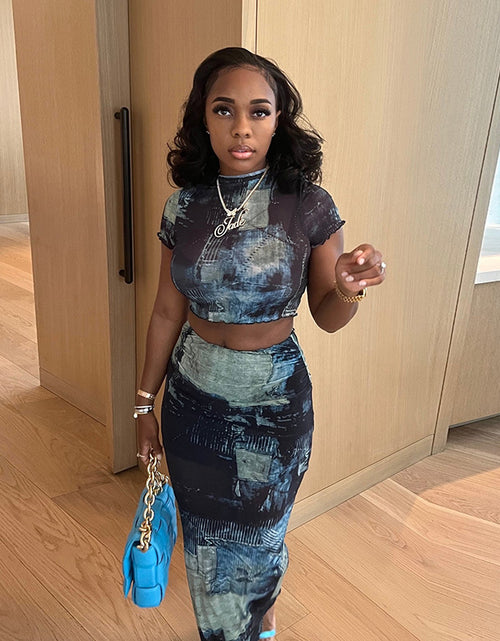 Load image into Gallery viewer, Women's Fashion Round Neck Midriff-baring T-shirt High Waist Hip Skirt Bottoming Casual Suit