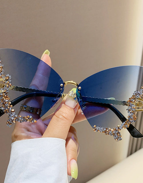 Load image into Gallery viewer, Fashionable And Personalized Exaggerated Sunglasses