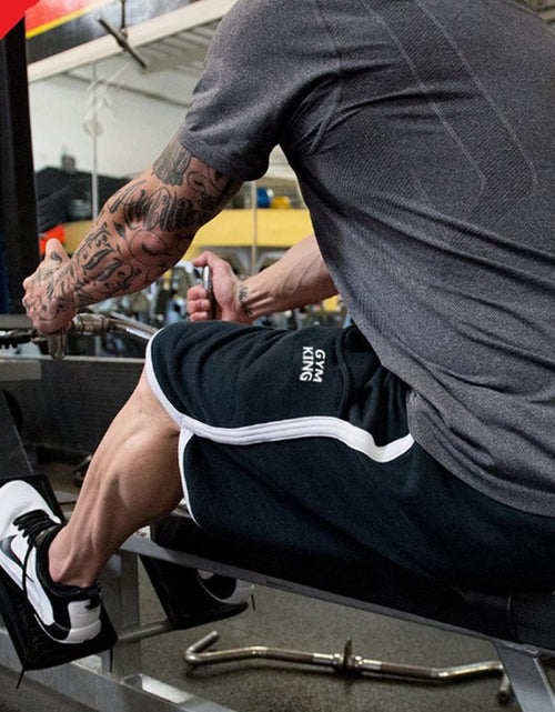 Load image into Gallery viewer, Men Gym Training Loose Cotton Shorts Running