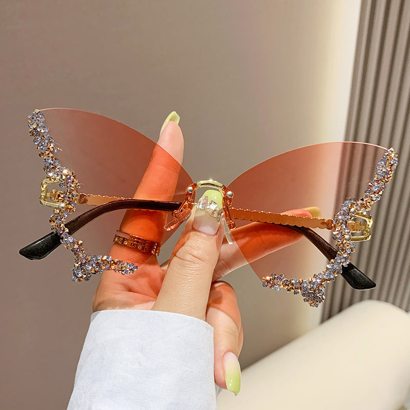 Fashionable And Personalized Exaggerated Sunglasses