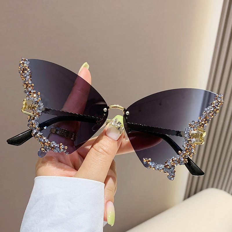 Fashionable And Personalized Exaggerated Sunglasses