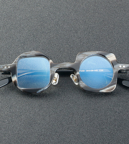 Retro Frames In Europe And America