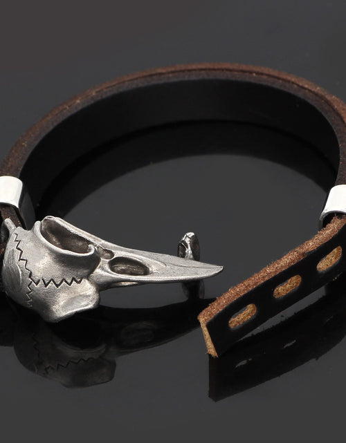 Load image into Gallery viewer, Pirate Skull Bracelet
