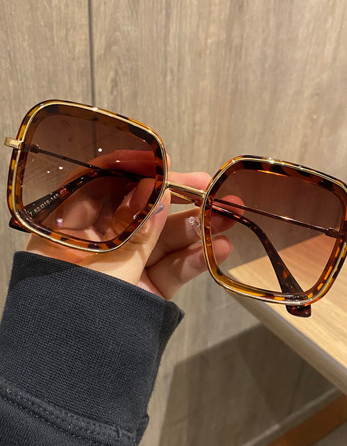 Load image into Gallery viewer, Big Frame Sunglasses For Women
