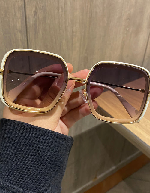 Load image into Gallery viewer, Big Frame Sunglasses For Women
