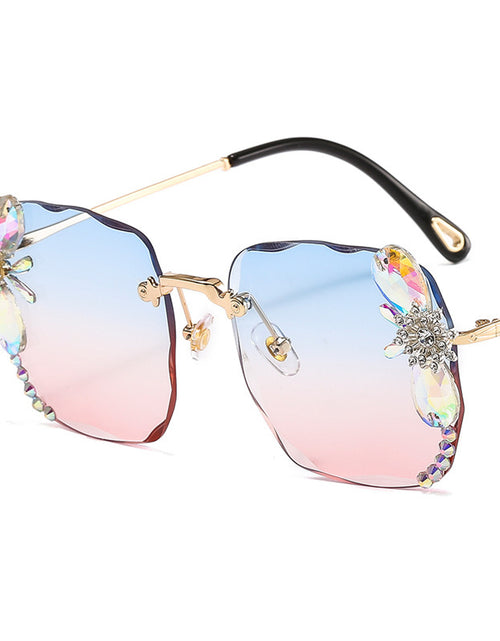 Load image into Gallery viewer, Trendy Rhinestone Sunglasses
