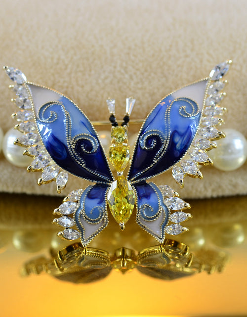 Load image into Gallery viewer, Butterfly Brooches For Women
