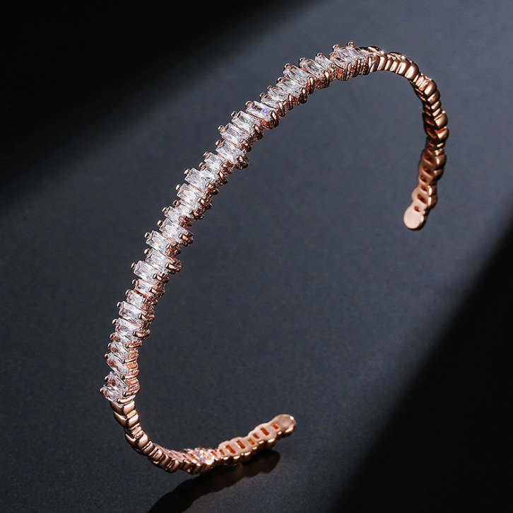 zircon fashion bracelet