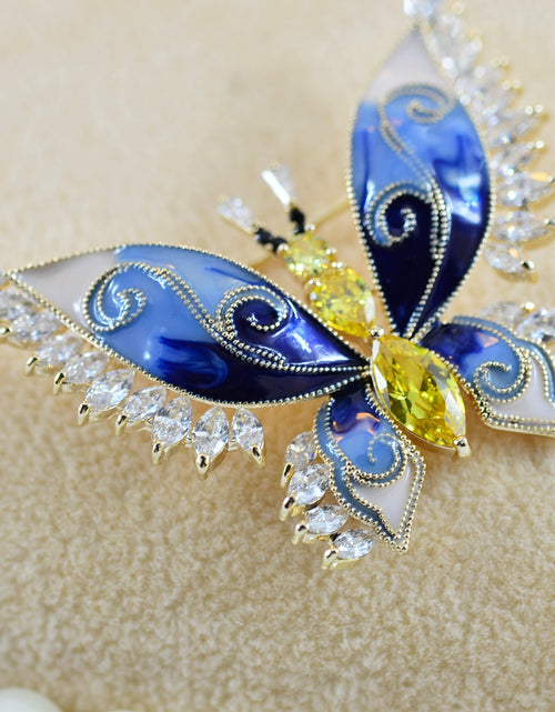 Load image into Gallery viewer, Butterfly Brooches For Women
