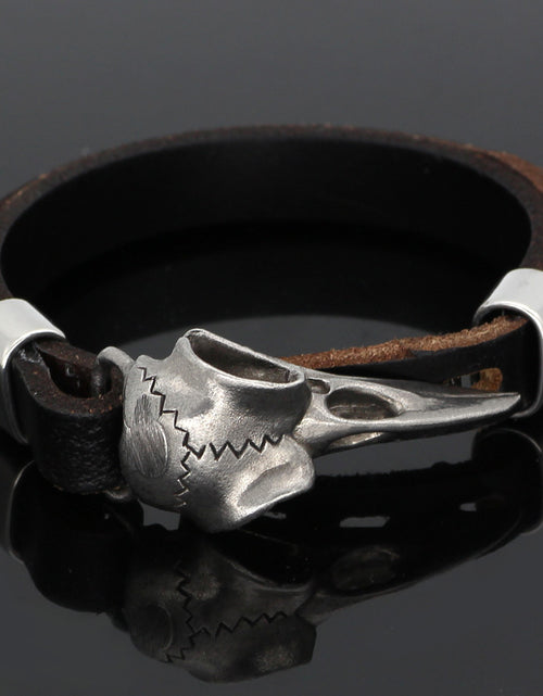 Load image into Gallery viewer, Pirate Skull Bracelet
