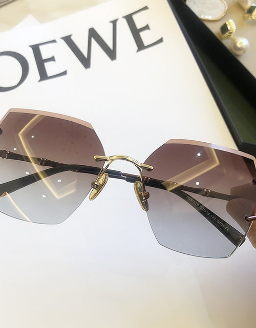 Load image into Gallery viewer, New Rimless Cut Edge Sunglasses
