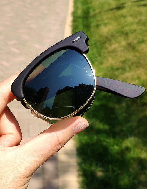 Load image into Gallery viewer, Comfortable Polarized Sunglasses
