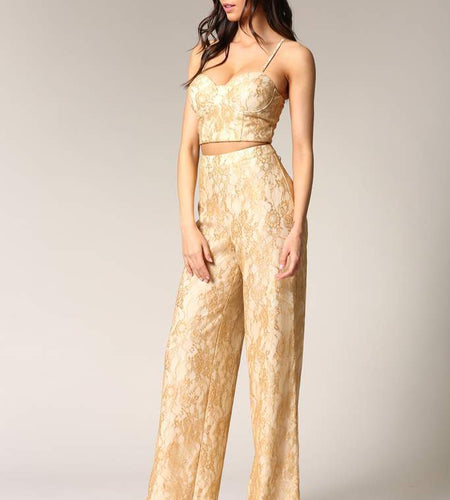 Caeli - A two-piece gold lace set featuring built-in underwire and bra